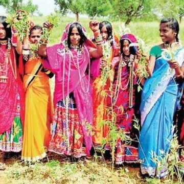ವಿಶೇಷ ಲೇಖನ : ಲಂಬಾಣಿ ಸಮುದಾಯದ ವಿಶಿಷ್ಟ ದೀಪಾವಳಿ