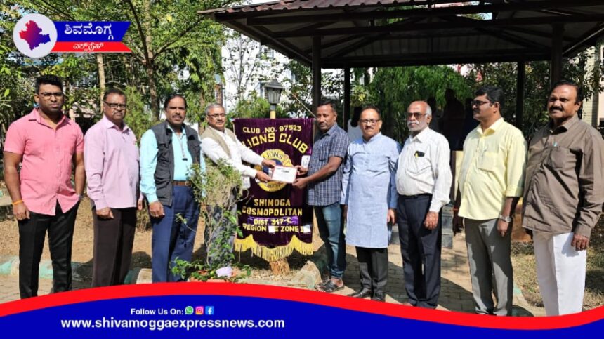 IMG-20231225-WA0021 ಪ್ರತಿ ಆರೋಗ್ಯವಂತ ವ್ಯಕ್ತಿ ರಕ್ತದಾನ ಮಾಡುವುದು ಅಗತ್ಯ -ಕಾಸ್ಮೋ ಪಾಲಿಟನ್ ಅಧ್ಯಕ್ಷ ಜಯದೇವ್ ಎಂ